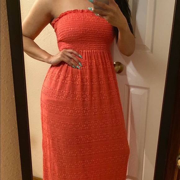 Dress - Picture 7 of 8